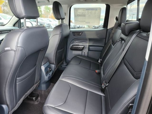 New 2025 Ford Maverick Lariat w/ Black Appearance Package image 16
