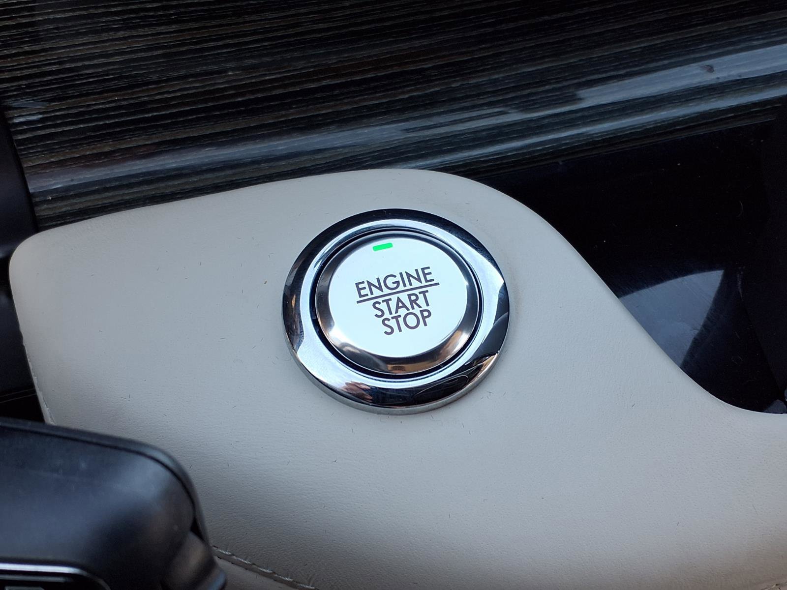 Used 2023 Lincoln Aviator Black Label w/ Class IV Trailer Tow Package AWD/4WD image 24