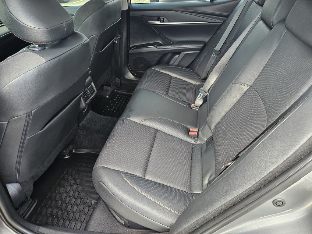 Used 2026 Toyota Camry XLE FWD image 15
