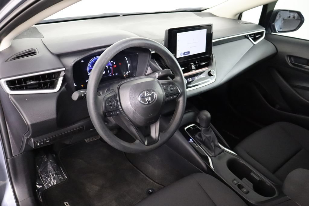 Used 2026 Toyota Corolla LE FWD image 23