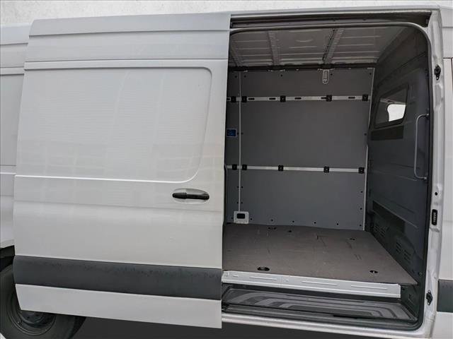 Used 2024 Mercedes-Benz Sprinter 2500 w/ Acoustic Package image 16
