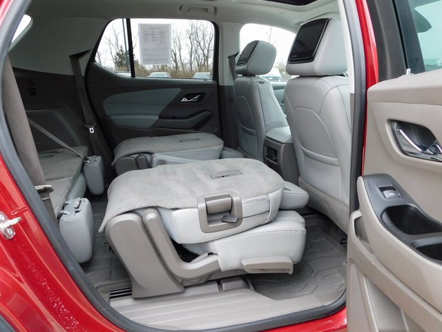 Used 2018 Chevrolet Traverse LT w/ LPO, Floor Liner Package image 30