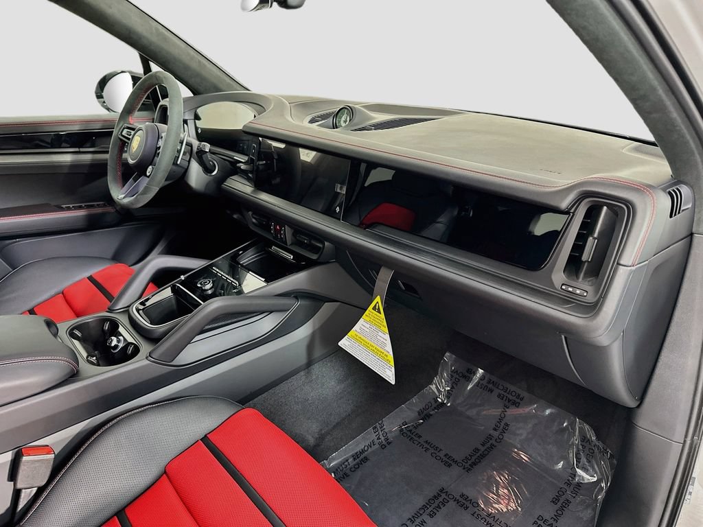 New 2026 Porsche Cayenne GTS AWD/4WD image 31