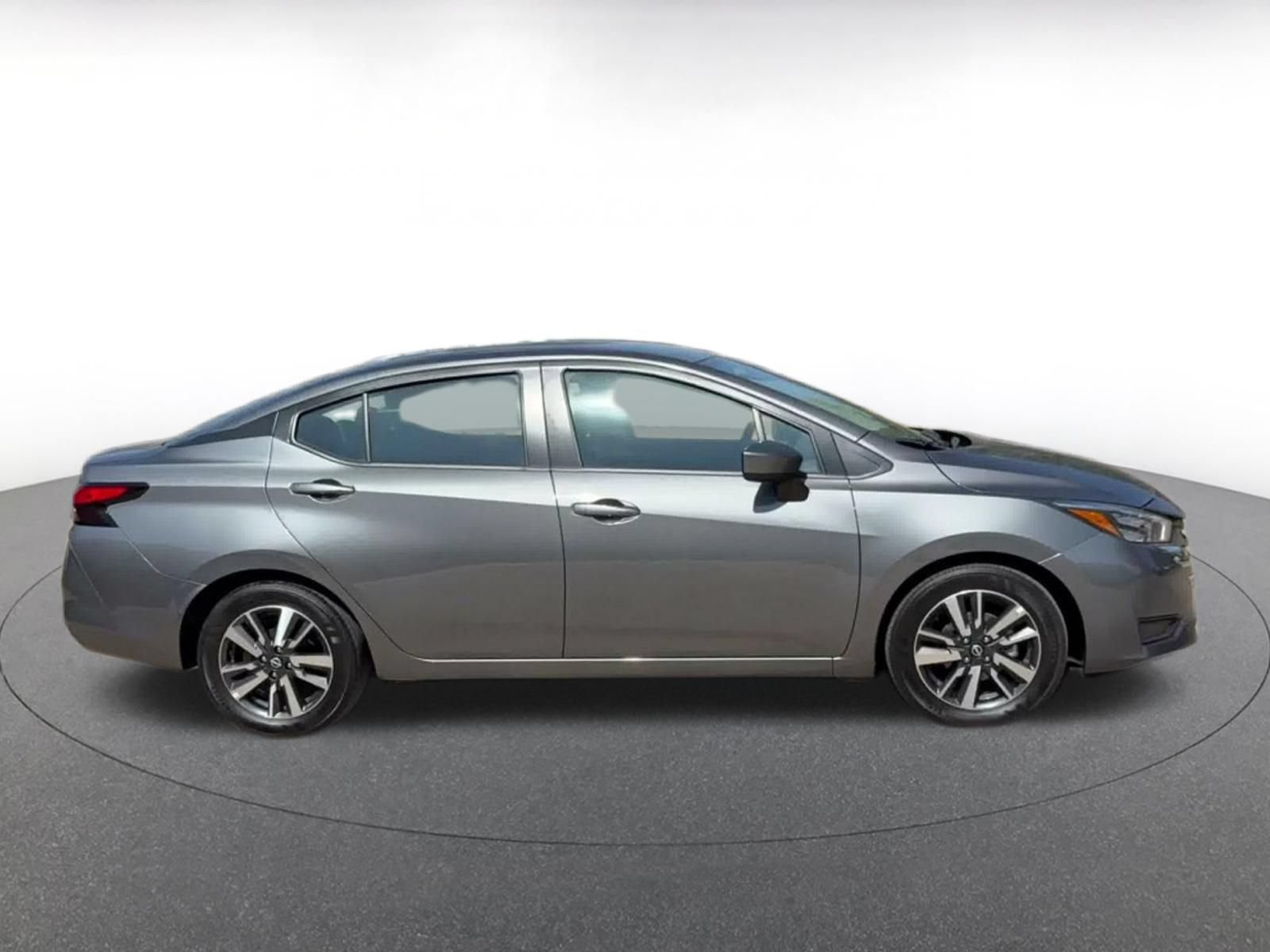 Used 2025 Nissan Versa SV FWD image 13