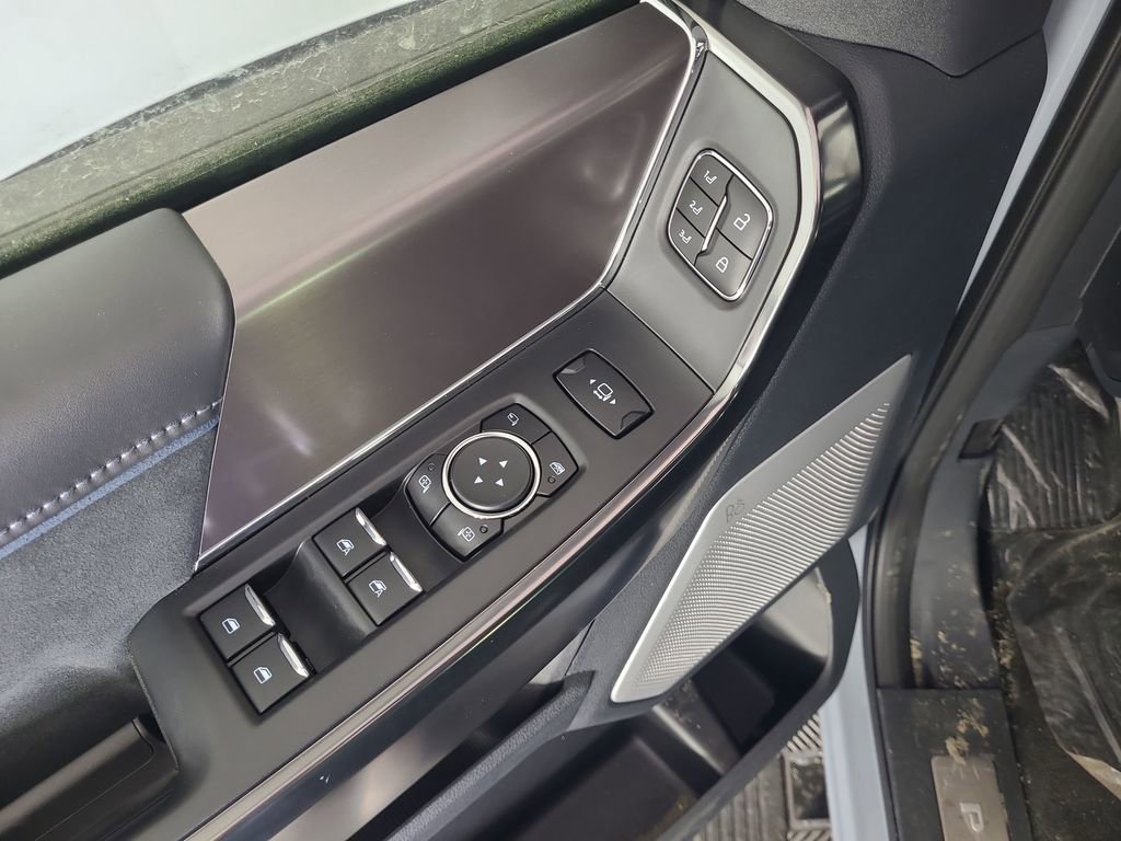 New 2026 Ford F350 Platinum image 19