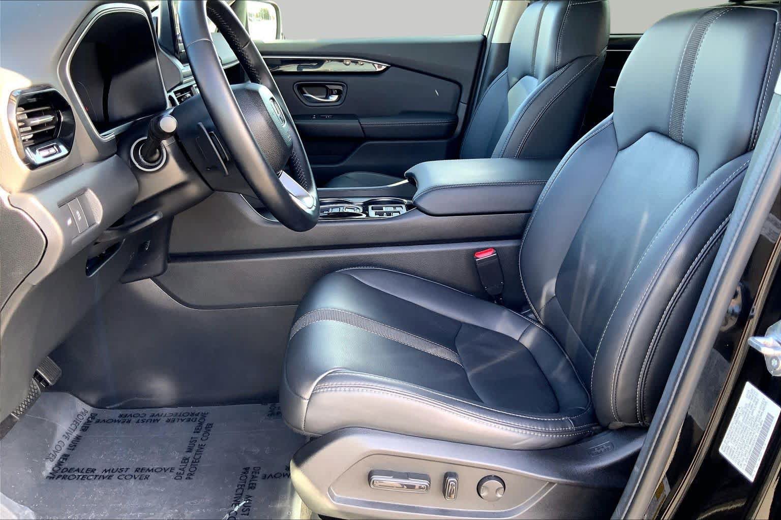 Used 2025 Honda Pilot EX-L image 7