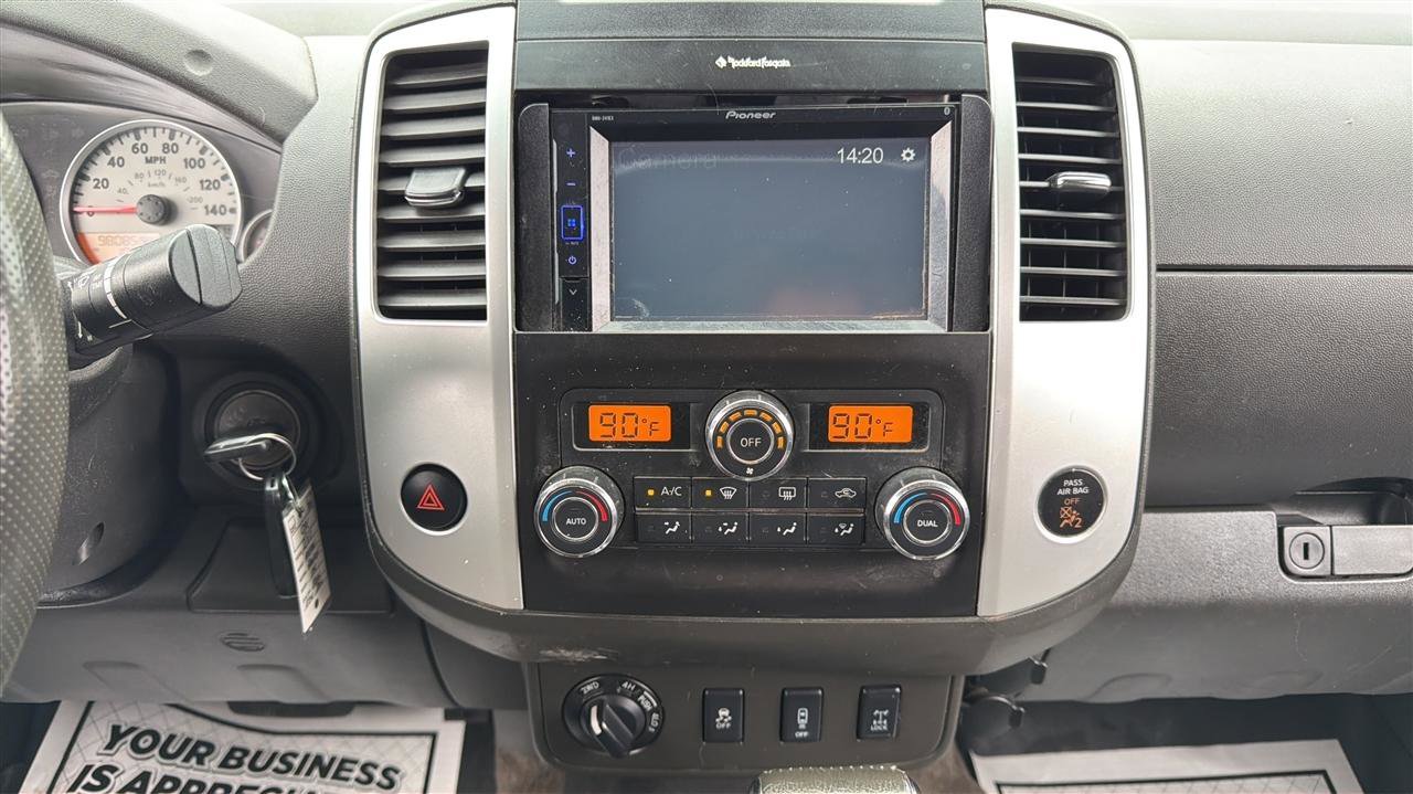 Used 2013 Nissan Frontier PRO-4X AWD/4WD image 22
