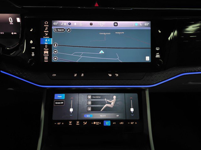 Used 2025 Jeep Wagoneer S Limited image 30