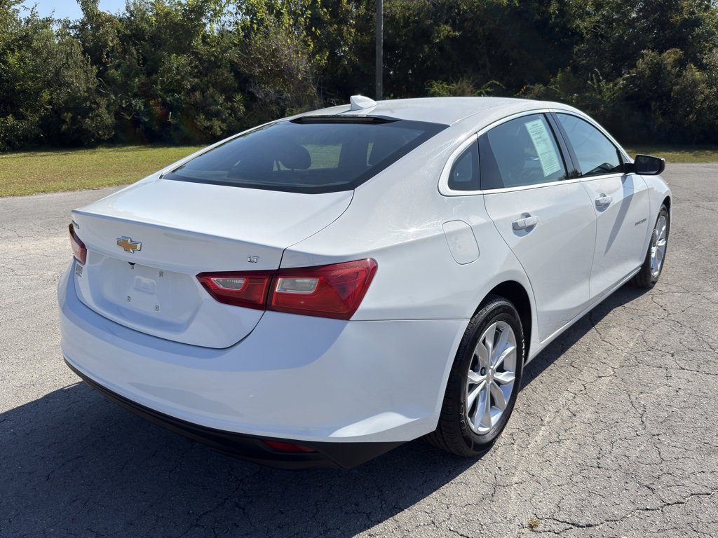 Used 2023 Chevrolet Malibu LT image 3