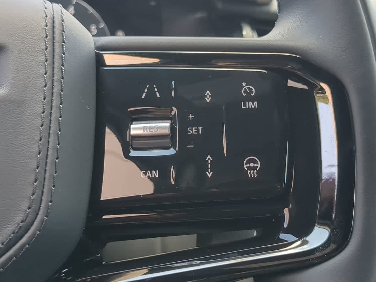New 2026 Land Rover Range Rover Velar S AWD/4WD image 26