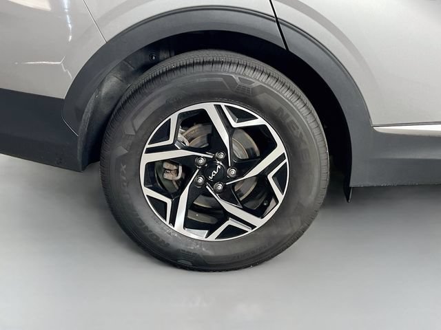 Used 2023 Kia Sportage LX AWD/4WD image 33