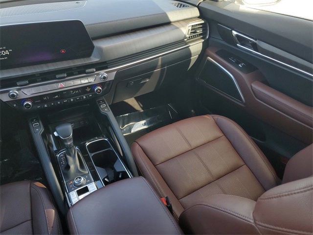 Used 2024 Kia Telluride EX w/ EX Captain's Chair Package image 17