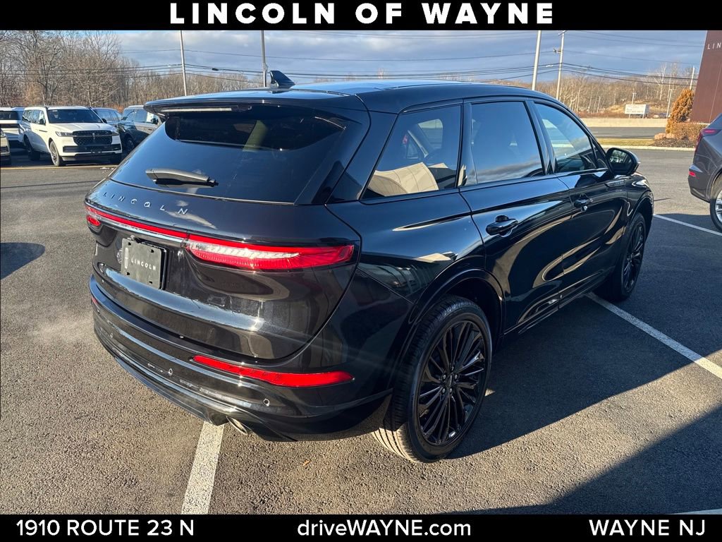 Certified 2023 Lincoln Corsair AWD w/ Equipment Group 101A image 7