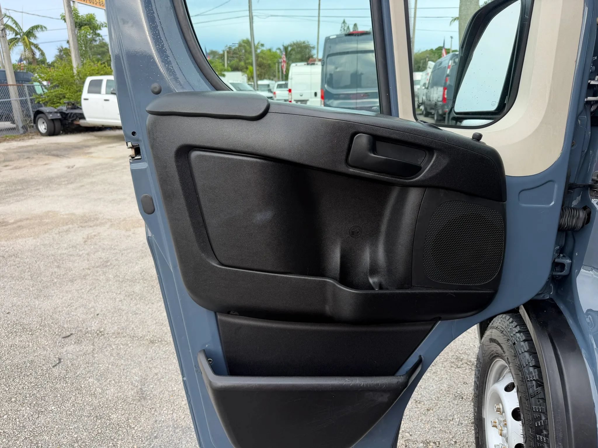 Used 2020 RAM ProMaster 3500 FWD image 11