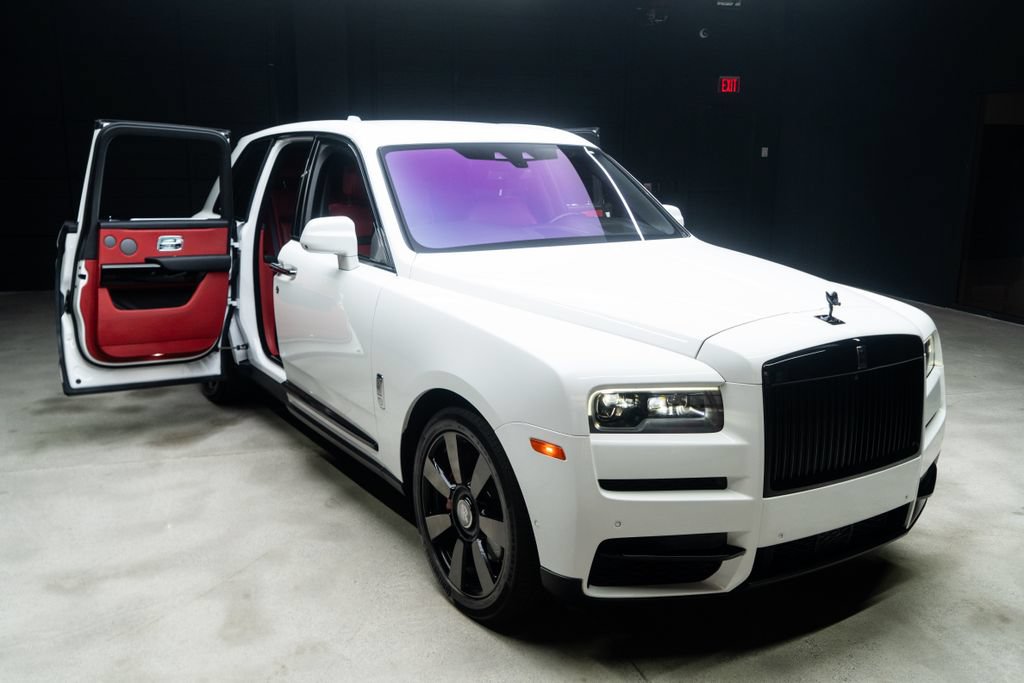Used 2022 Rolls-Royce Cullinan AWD/4WD image 10
