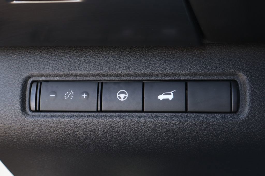 Used 2022 Nissan Pathfinder SL w/ SL Premium Package FWD image 18