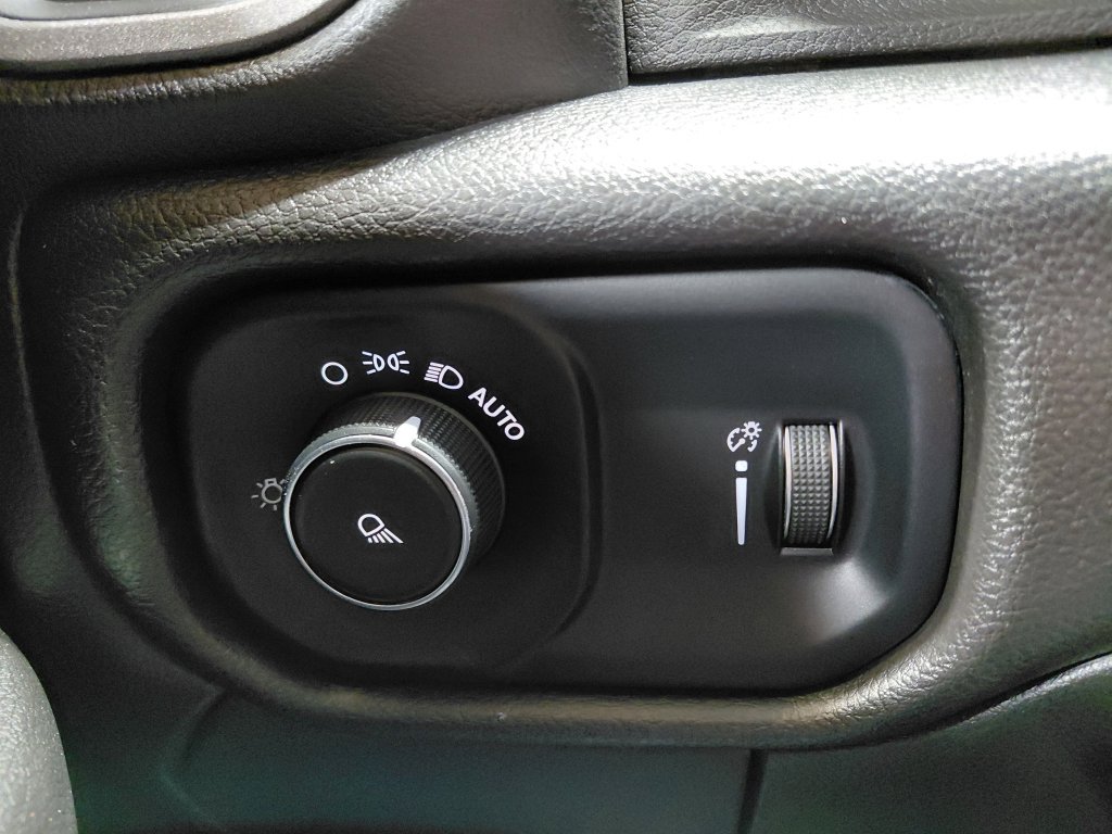 Certified 2022 RAM 2500 Tradesman AWD/4WD image 37