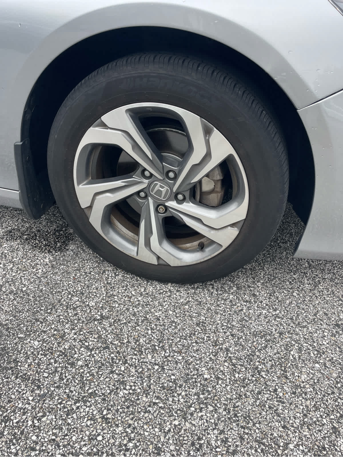 Used 2018 Honda Accord EX-L image 7