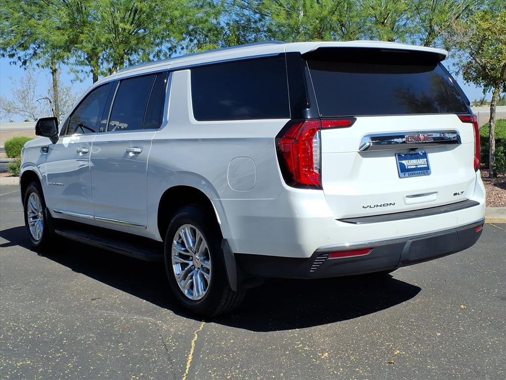 Used 2022 GMC Yukon XL SLT w/ SLT Premium Package image 3