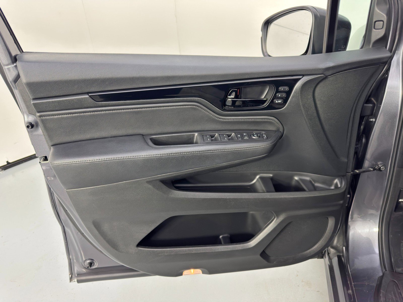 Used 2023 Honda Odyssey Touring image 43