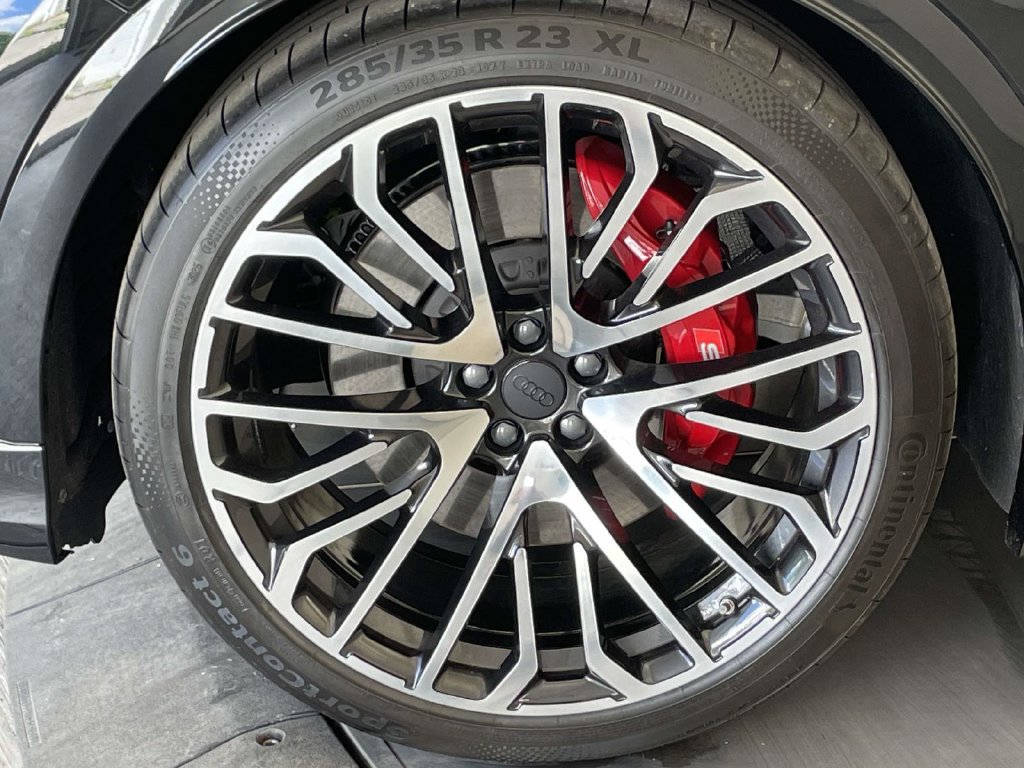 New 2026 Audi SQ8 Prestige AWD/4WD image 11