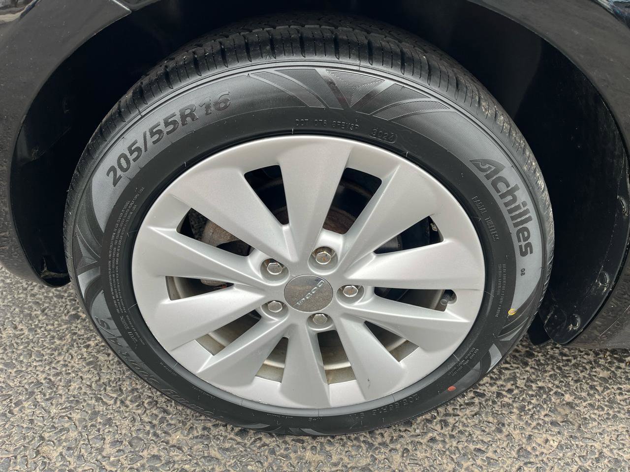 Used 2014 Dodge Dart SXT image 13