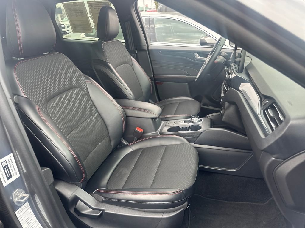 Used 2025 Ford Escape ST-Line image 20