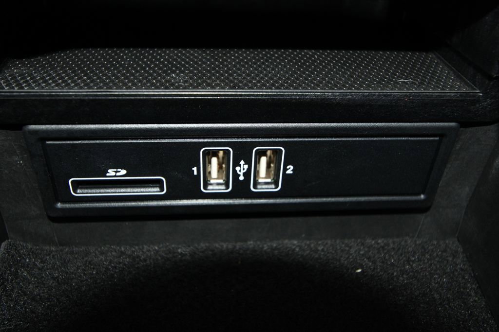 Used 2020 Mercedes-Benz C 300 4MATIC Sedan image 25