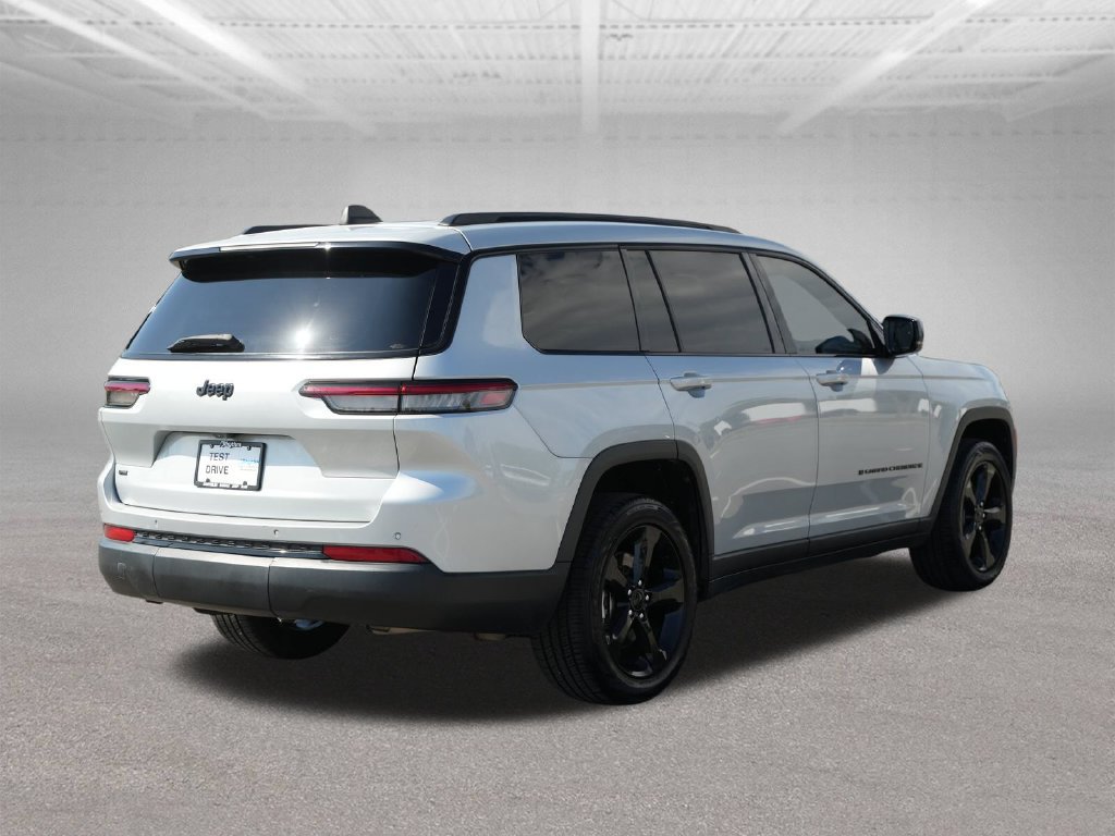 Used 2021 Jeep Grand Cherokee L Laredo RWD image 9