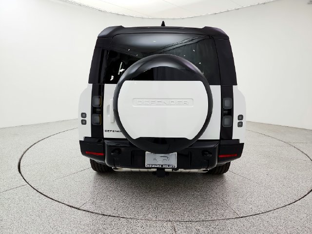 New 2026 Land Rover Defender 130 X-Dynamic SE AWD/4WD image 19