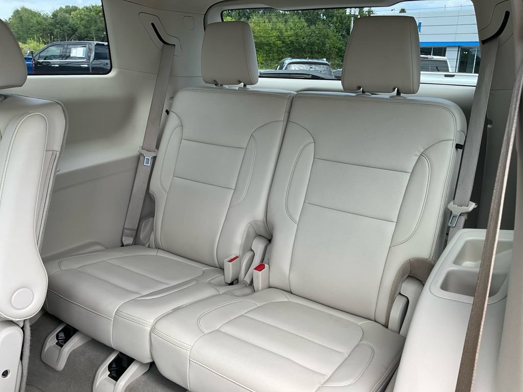 Used 2023 GMC Acadia Denali w/ Denali Ultimate Package FWD image 28