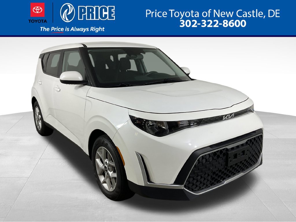 Used 2023 Kia Soul LX w/ Option Group 015