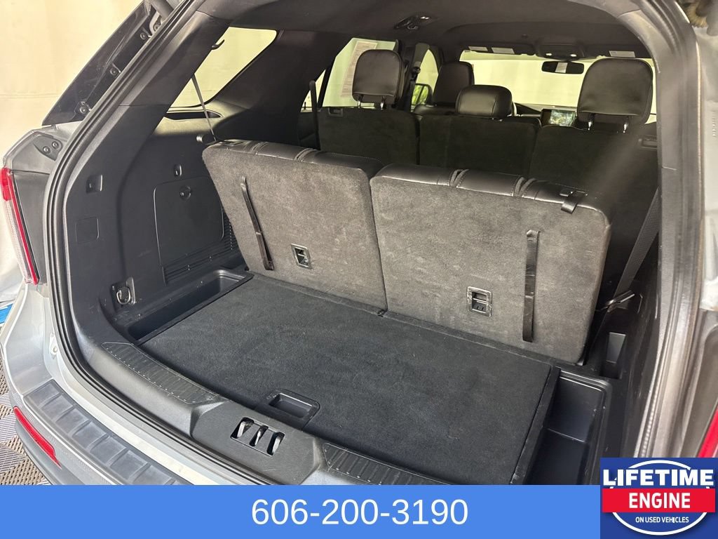 Used 2023 Ford Explorer ST AWD/4WD image 14