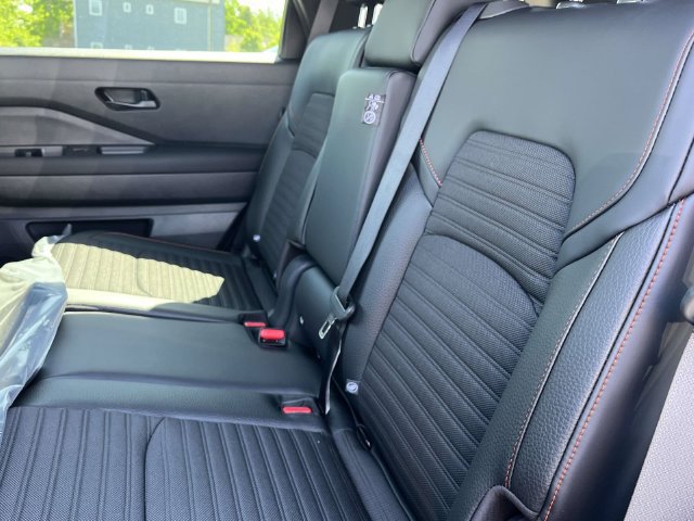 New 2026 Nissan Pathfinder Rock Creek AWD/4WD image 21