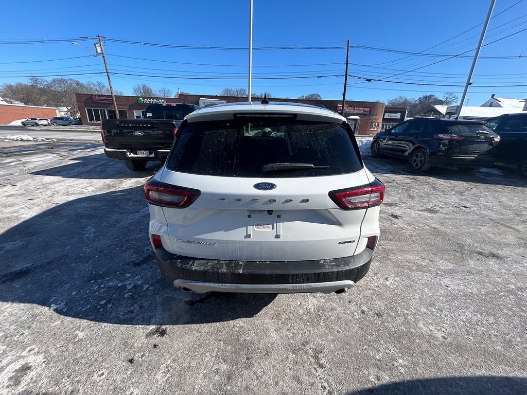 Used 2025 Ford Escape Platinum w/ Premium Technology Package image 6