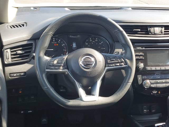 Used 2017 Nissan Rogue SV w/ Midnight Edition AWD/4WD image 12