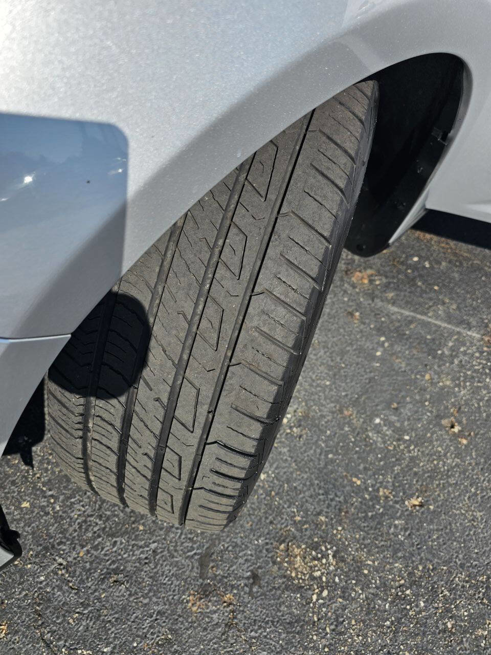 Used 2017 Ford Focus SE w/ Cold Weather Package image 18