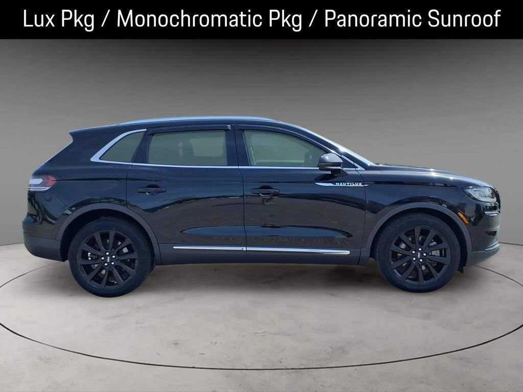 Certified 2023 Lincoln Nautilus Reserve w/ Monochromatic Package image 10