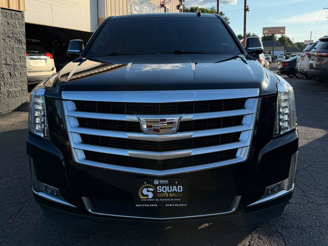 Used 2019 Cadillac Escalade Luxury AWD/4WD image 8