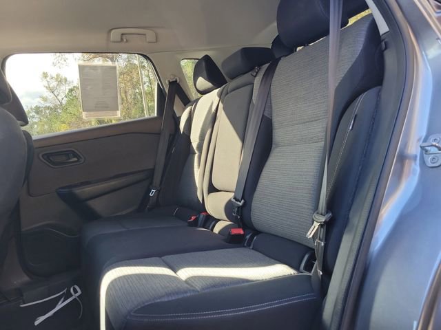 Used 2021 Nissan Rogue S image 10