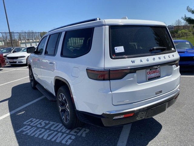 New 2023 Jeep Wagoneer Series III w/ Preferred Equipment Group image 5