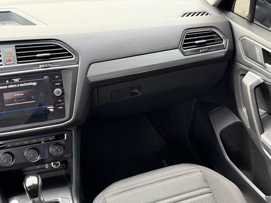 Used 2024 Volkswagen Tiguan S image 16
