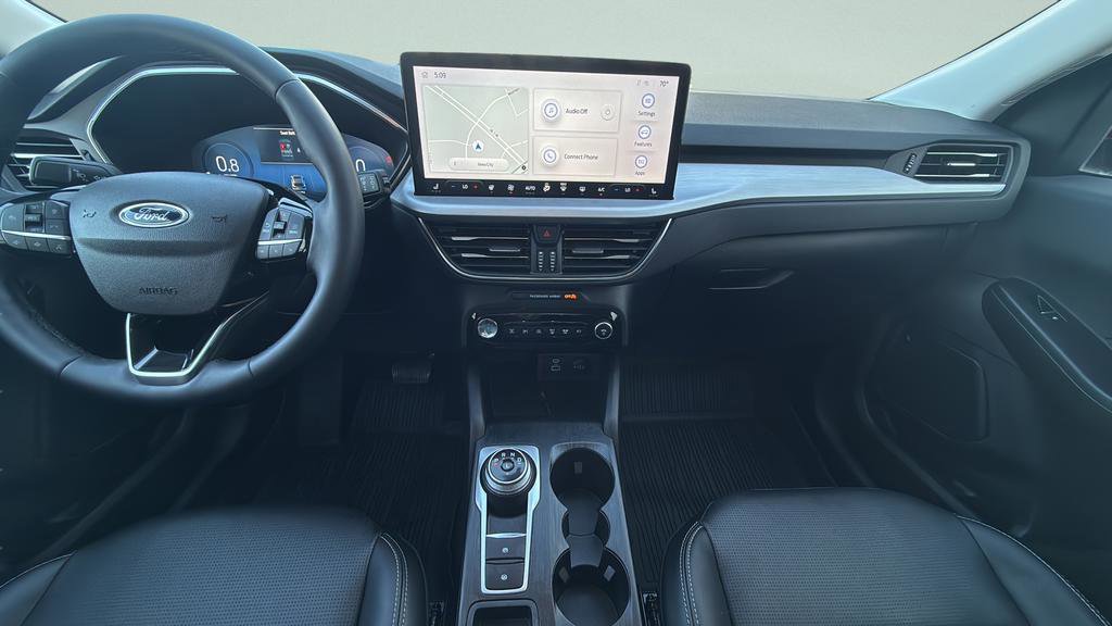 Certified 2023 Ford Escape Platinum AWD/4WD image 17