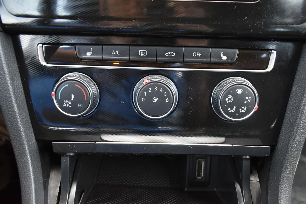 Used 2015 Volkswagen GTI S FWD image 20