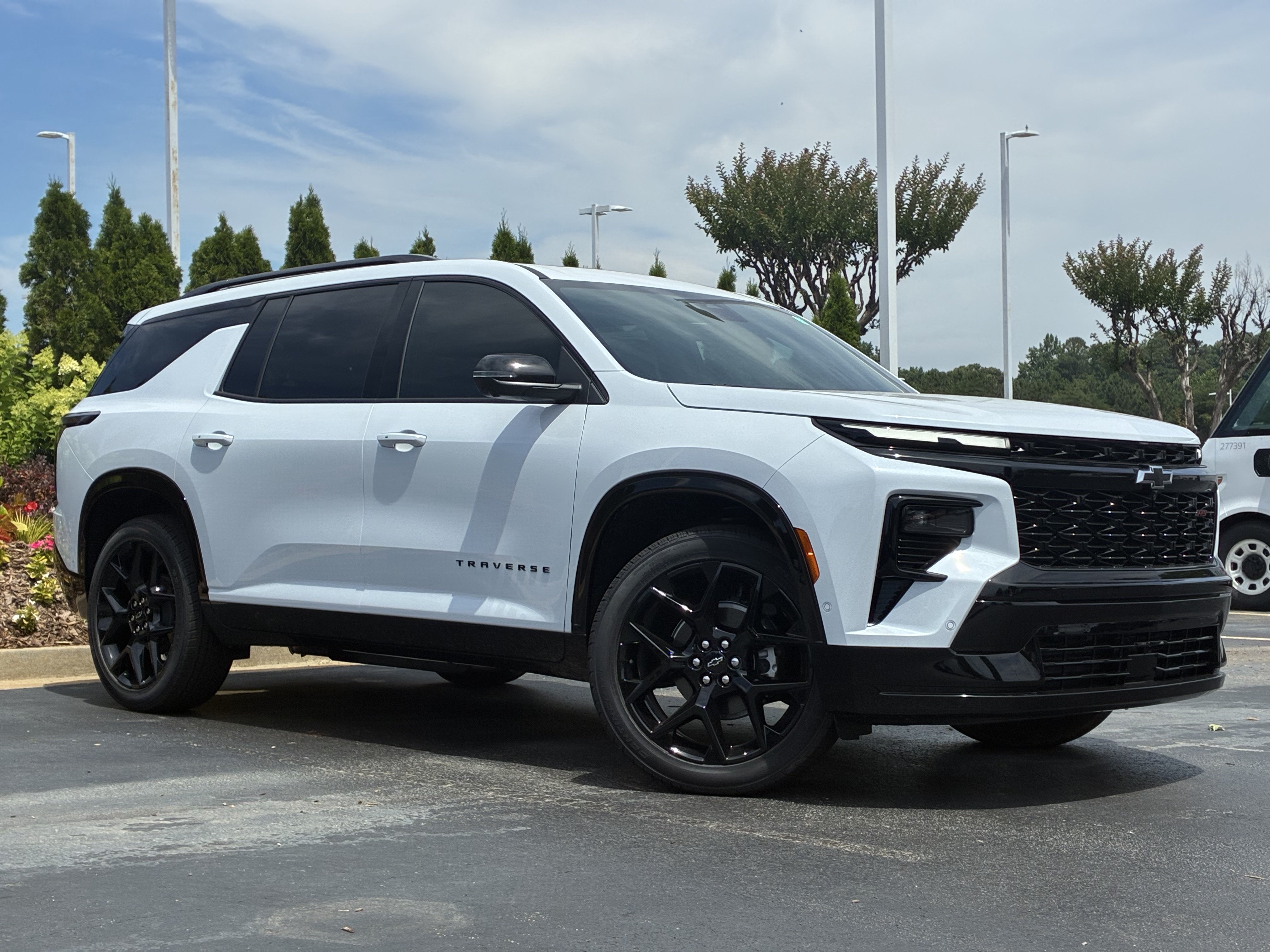 New 2026 Chevrolet Traverse RS FWD image 2