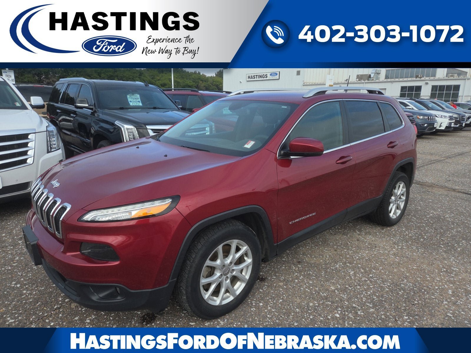 Used 2017 Jeep Cherokee Latitude w/ Safety/Convenience Group FWD image 1