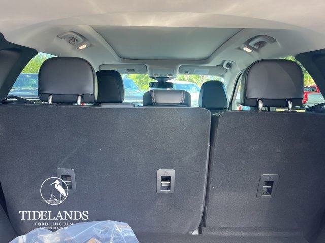 New 2025 Ford Escape SE w/ PHEV Premium Package image 12