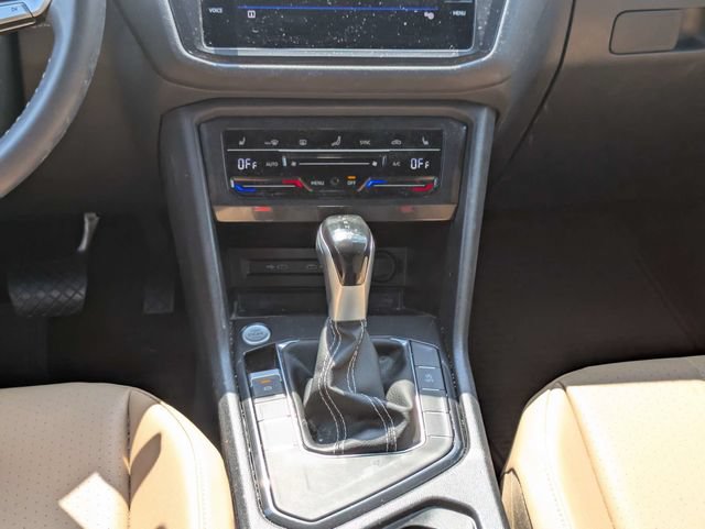 Used 2023 Volkswagen Tiguan SE FWD image 21