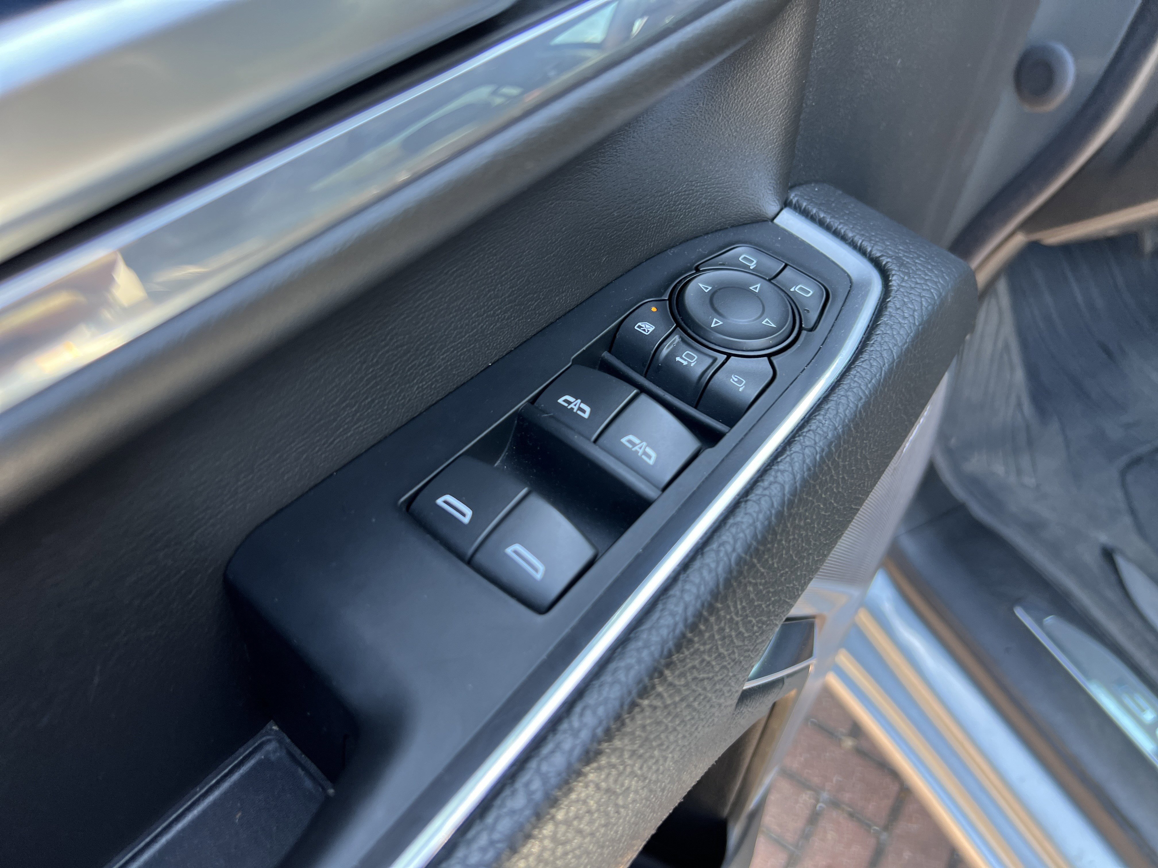 Used 2024 GMC Sierra 2500 Denali w/ Denali Reserve Package image 15