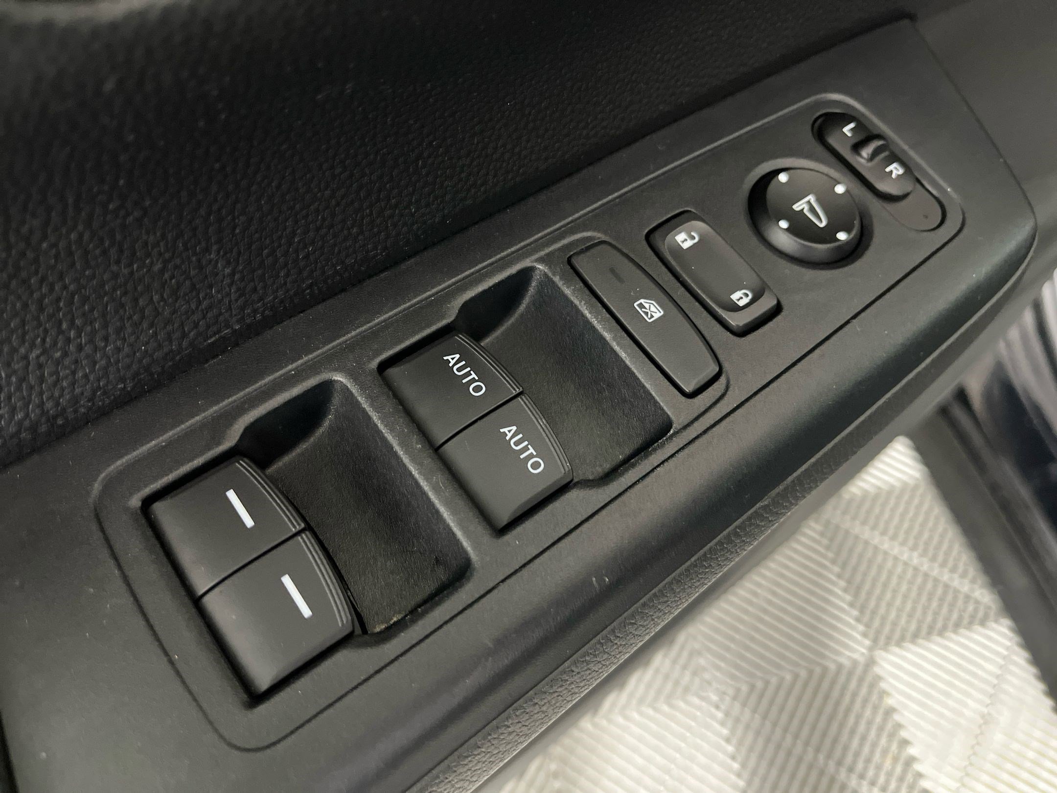 Certified 2024 Honda CR-V Sport image 9